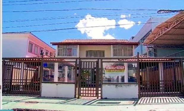 Casa de Agnaldo Timóteo avaliada em R$ 10 milhões é invadida