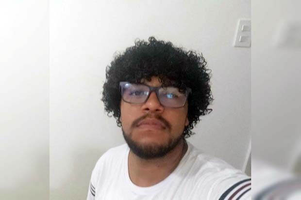 Comissário insinua carrapato no cabelo de negro