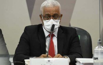 Fabricante de ivermectina bancou manifesto pelo “tratamento precoce”