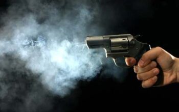 Homem é perseguido e executado com tiros na cabeça na Compensa