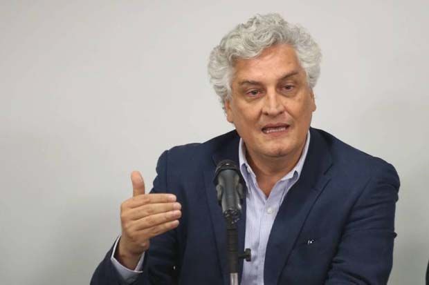 Jamais vimos um presidente pedir impeachment de ministros do STF, diz professor