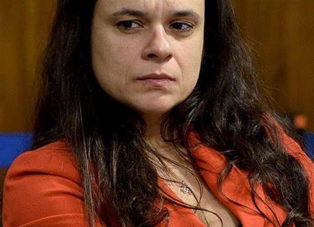 Janaína Paschoal defende prefeito de Criciúma alvo do MP