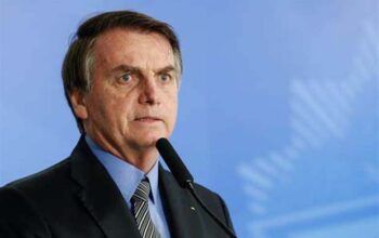 Ministro Alexandre Moraes inclui Bolsonaro como investigado no inquérito das fake news