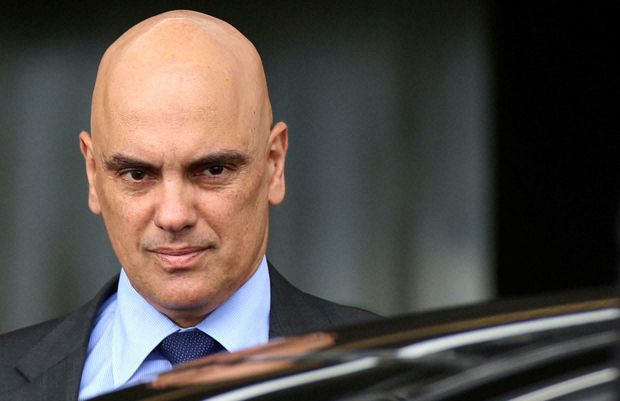 Moraes bloqueia “vaquinha” de coalizão cristã que organiza ato de 7 de setembro