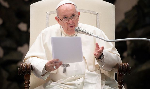 Papa Francisco faz apelo por vacinação: "demonstra um ato de amor para com os mais frágeis"