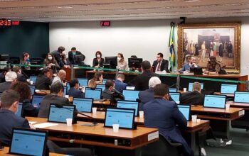 PEC do Voto Impresso é rejeitada por 23 a 11