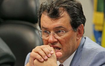 Senador Eduardo Braga pode ser o novo ministro das Minas e Energia,  diz Ricardo Noblat 