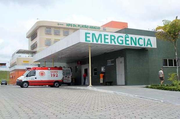 Troca de tiro entre facções criminosas deixa quatro feridos