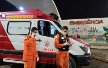 Adolescente com faca cravada no crânio e sobrevive