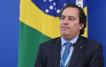 Antes de ser contaninado, presidente da Caixa disse que tomaria um litro de cloroquina se contraísse a covid-19