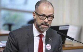 Anvisa pede à Polícia Federal para expulsar do país quatro jogadores da Argentina