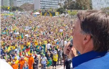 Judiciário pode “sofrer aquilo que não queremos”, ameaça Bolsonaro