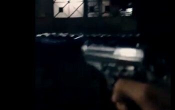 Vídeo mostra integrantes do Comando Vermelho ameaçando e atirando contra casa de rivais