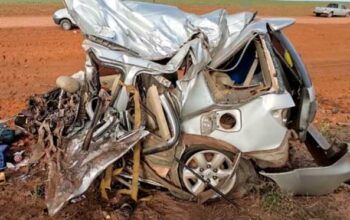 Acidente entre van com pacientes e caminhonete mata 13 na BR-174