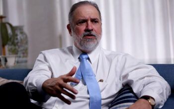 Aras anuncia "averiguação preliminar" sobre Pandora Papers e diz que ouvirá Guedes