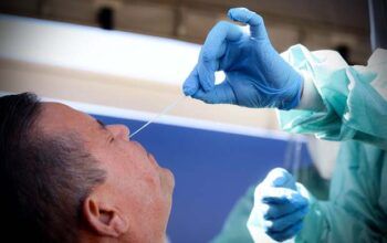 Brasil registra 130 mortes por Covid, menor número desde novembro de 2020