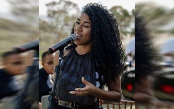Cantora é vítima de racismo em restaurante: “Essa negra precisa aprender a cantar”