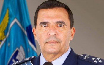 Comandante da Aeronáutica inicia perseguição a militares da FAB filiados ao PT