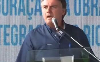 "Eu não tomei vacina e quem quiser siga o meu exemplo", aconselha Bolsonaro (vídeo)