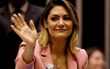 Freixo pede que MPF investigue Michelle Bolsonaro