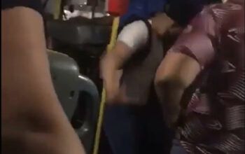 Homem agride companheira em ônibus e é espancado por populares - VÍDEO