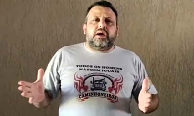 Líder de caminhoneiros diz que a situação é pior que em 2018: “Governo não fez nada”