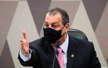 Omar Aziz enquadra Marcos Rogério e diz que "Bolsonaro cometeu muitos crimes e vai pagar por eles"