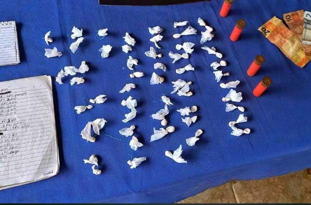 PMAM apreende adolescente e prende homem com drogas e munição em Presidente Figueiredo