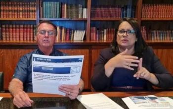 YouTube já deletou 33 vídeos de Bolsonaro por fake news sobre Covid