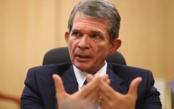 Presidente da Petrobrás é convocado ao Senado para explicar preço exorbitante dos combustíveis