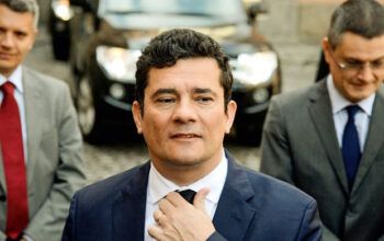 Sérgio Moro fala como Carlos Bolsonaro escreve: desarticulado e incompreensível