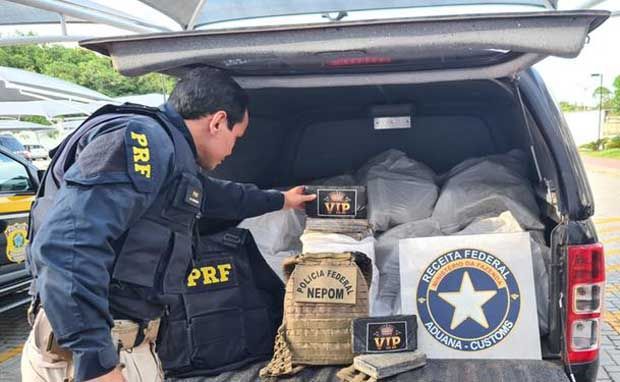 Ação conjunta da PRF apreende mais de 400 quilos de cloridrato de cocaína em Barcarena