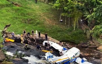 Avião com Marília Mendonça atingiu cabo de linha de distribuição