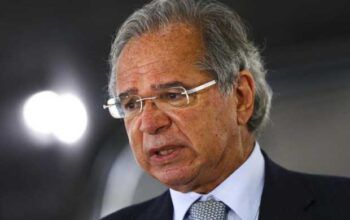 Brasil cresce 'acima da média mundial', diz Guedes a empresários em Dubai; projeções não comprovam fala
