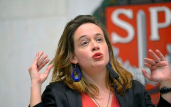 "Brasil hoje é movido pelo terror", diz Isa Penna, após nova agressão de bolsonaristas a Marielle