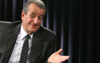 Costa Neto é quem tem mais a ganhar em negócio com Bolsonaro