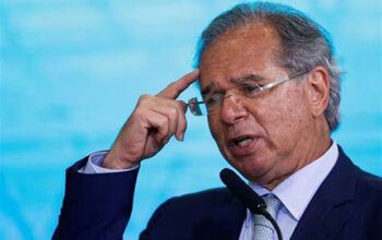 Crescem as críticas de ministros a Paulo Guedes e a pressão para demiti-lo