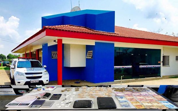 Homem com dois quilos de cocaína, oxi e maconha em Humaitá