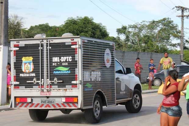 Homem é amarrado e assassinado a tiros em Manaus