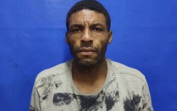 Homem é preso por estuprar mulheres em quarto de hotel