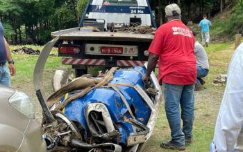 Motores do avião que caiu com Marília Mendonça são resgatados