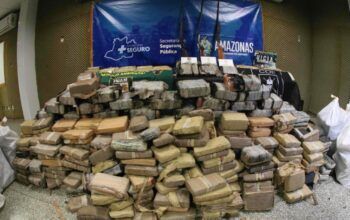 Operação policial apreende 1,2 tonelada de cocaína em Santa Isabel do Rio Negro