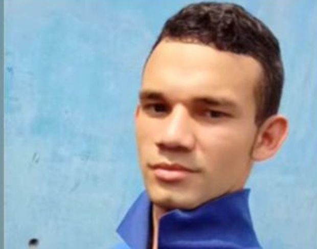 Pedreiro é morto à faca em Manacapuru por dívida de R$ 20,00; assassino está foragido