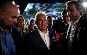 Pesquisa aponta favoritismo do Partido Socialista Português em eleições antecipadas