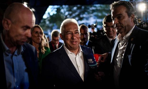 Pesquisa aponta favoritismo do Partido Socialista Português em eleições antecipadas