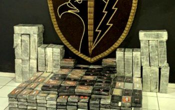 Polícia apreende 600 tabletes de cocaína oriundos da Colômbia e do Peru