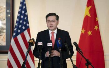 "A China não é a União Soviética e seus interesses estão interligados com os EUA", diz embaixador