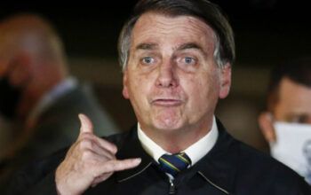 Bolsonaro aceita doação do Japão para tragédia na Bahia