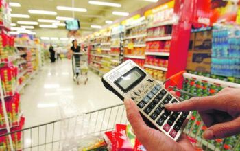 Brasileiros terão cenário econômico difícil no início de 2022