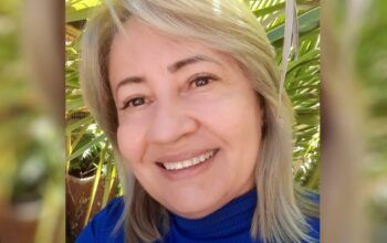 Filho mata empresária a facadas e avisa à família: ‘deixa eu fugir, matei minha mãe”